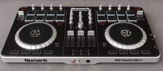 Numark Mixtrack Pro II console DJ