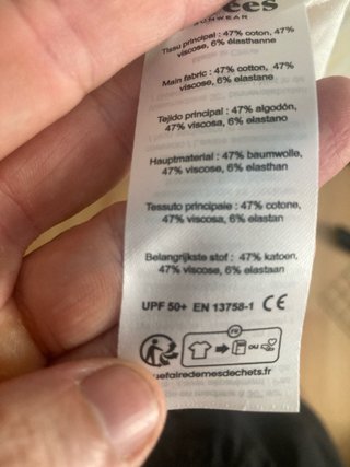 Estola Nuvées UPF 50+ Beige/Blanco