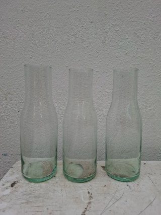 Jarrón Decorativo Cristal con Piñas y Canela