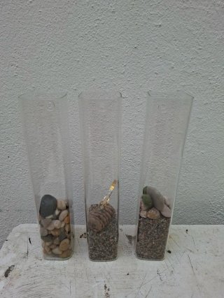 Jarrón Decorativo Cristal con Piñas y Canela