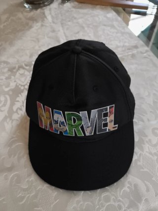 Gorra Marvel Negra