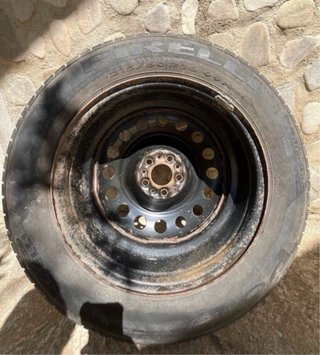 Llanta Pirelli 215/60R16 99H