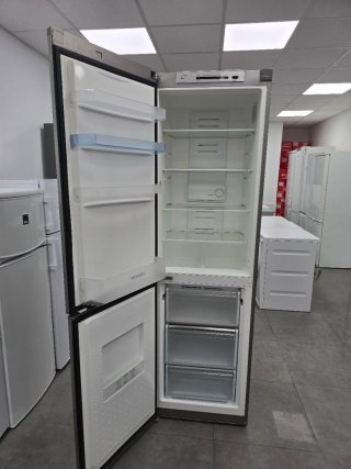 Frigorífico Siemens combi clase A+ 200x60cm nofros