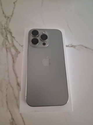 iPhone 16 Pro 128GB + iWatch SE + AirPods Pro 2