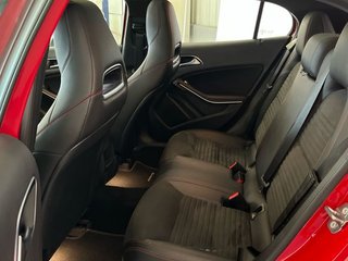 Mercedes Clase GLA GLA 250 4MATIC AMG Line