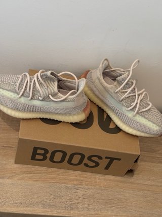 Adidas Yeezy Boost 350 V2 Citrin Talla 40.5.