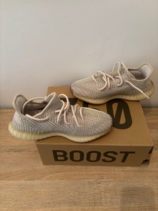 Adidas Yeezy Boost 350 V2 Citrin Talla 40.5.