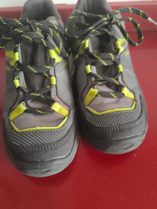 Zapatillas trekking niño Quechua Talla 36