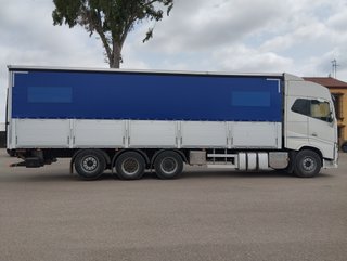 Volvo FH 16 750-CAMIONES LONAS / TAUTLINER