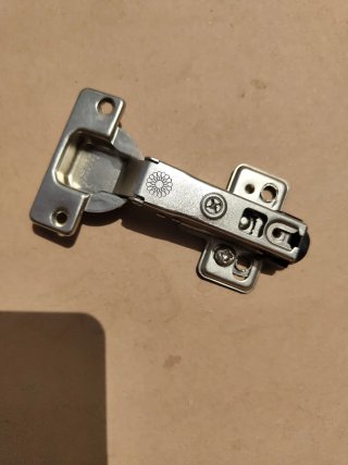Bisagras para muebles (lote)