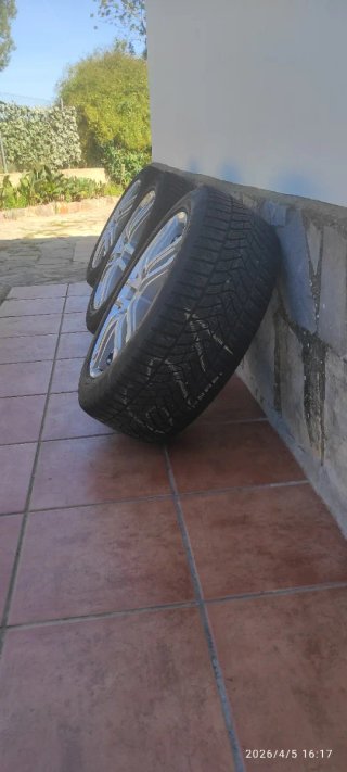 Juego 4 Ruedas Invierno 225 50 R17 98V