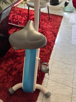 Bicicleta estática para ejercicio