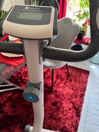Bicicleta estática para ejercicio