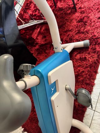 Bicicleta estática para ejercicio