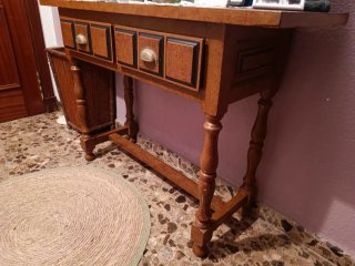 Mesa de entrada madera maciza