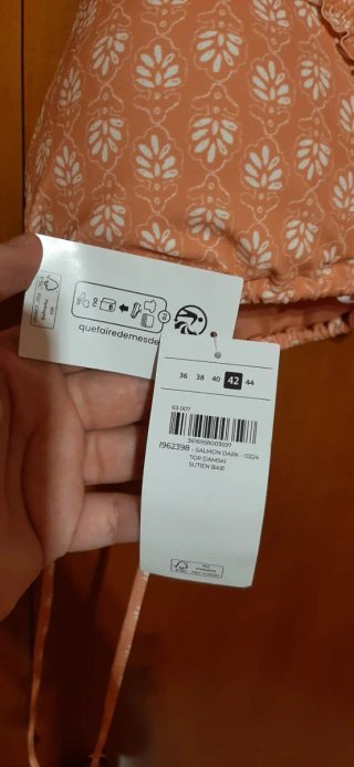 Top bikini naranja estampado sin estrenar talla 42