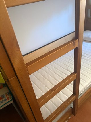 Literas Hemnes Ikea Madera + Colchones