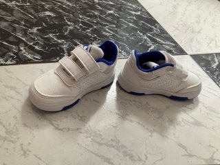 Deportivas niño Adidas Talla 21 Azul y rosas
