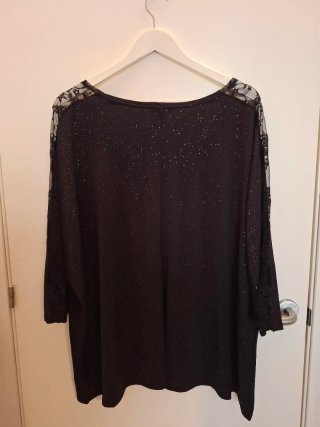 Blusa Kiabi negra con encaje talla única