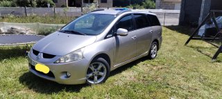 Mitsubishi Grandis