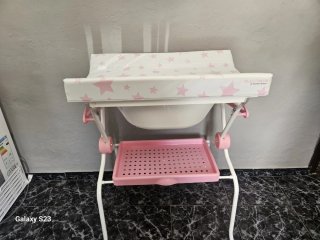 Cambiador bebé con bañera