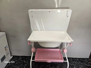 Cambiador bebé con bañera