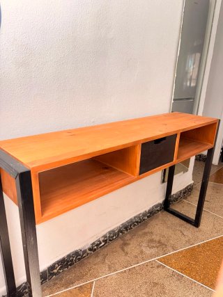 Nevera, Bicicleta y Mesa