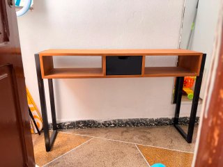 Nevera, Bicicleta y Mesa
