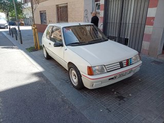 Peugeot 205 1989