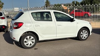 Dacia Sandero 2015