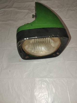 Faro delantero derecho John Deere 3135