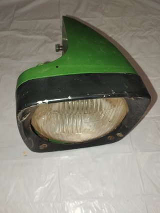 Faro delantero derecho John Deere 3135