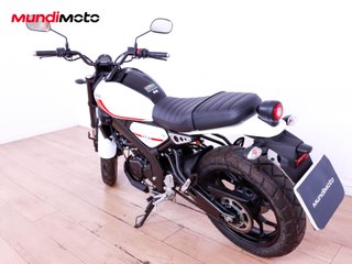 YAMAHA XSR 125