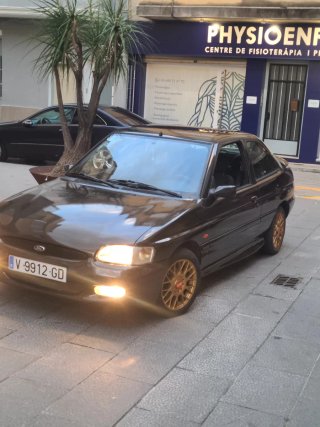 Ford Escort 1999