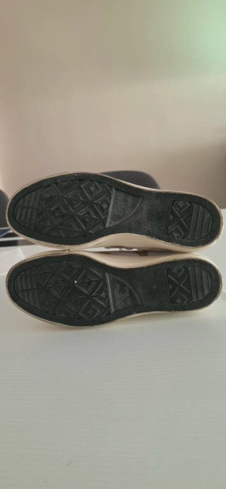 Converse Chuck Taylor Hi Doradas y Blancas