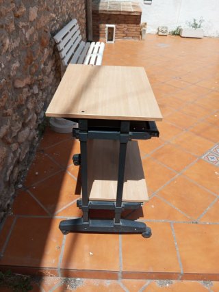 Mesa escritorio ordenador con ruedas