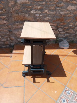 Mesa escritorio ordenador con ruedas