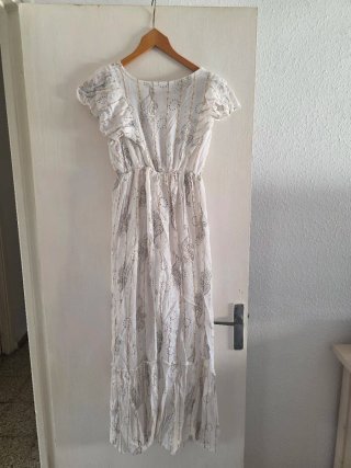Vestido blanco y dorado talla M