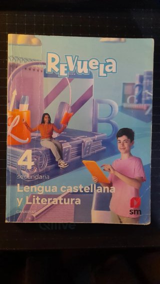 Cinco libros de 4° de la ESO en buen estado