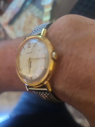 Reloj Mardor Mecánico Vintage Dorado