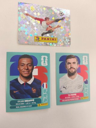 3 Cromos Panini Mundial 2026: 00, Mbappé y Payne