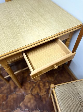 Mesa extensible y 3 Sillas Comedor Madera