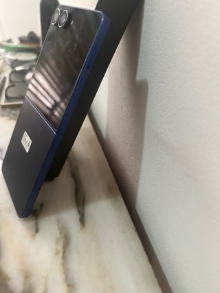 Samsung Galaxy Z Flip 7