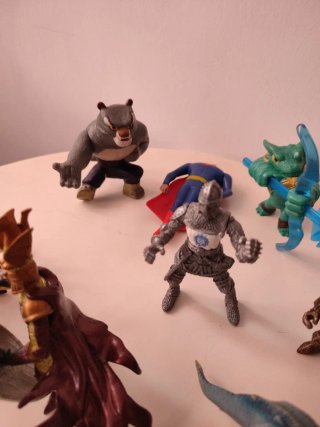 Lote o sueltos figuras