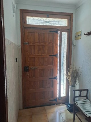 Puerta de madera para campo o planta baja