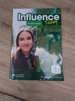 INFLUENCE TODAY 1 Student's book: libro de text...