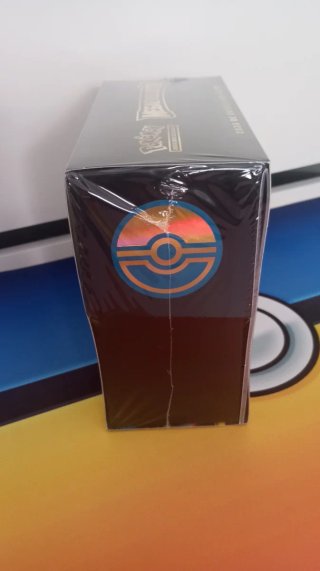 Caja ETB Megaevolucion Lucario cartas Pokemon