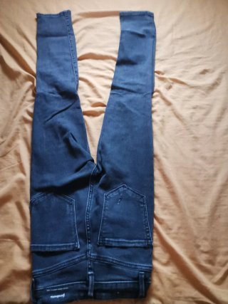 Pantalones vaqueros mom slim negros Stradivarius