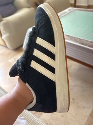 Zapatillas Adidas Grand Court Negras y Blancas