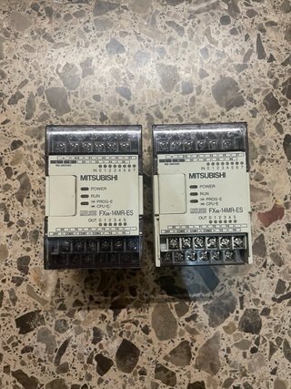 Controlador Mitsubishi FX0S-14MR-ES PLC